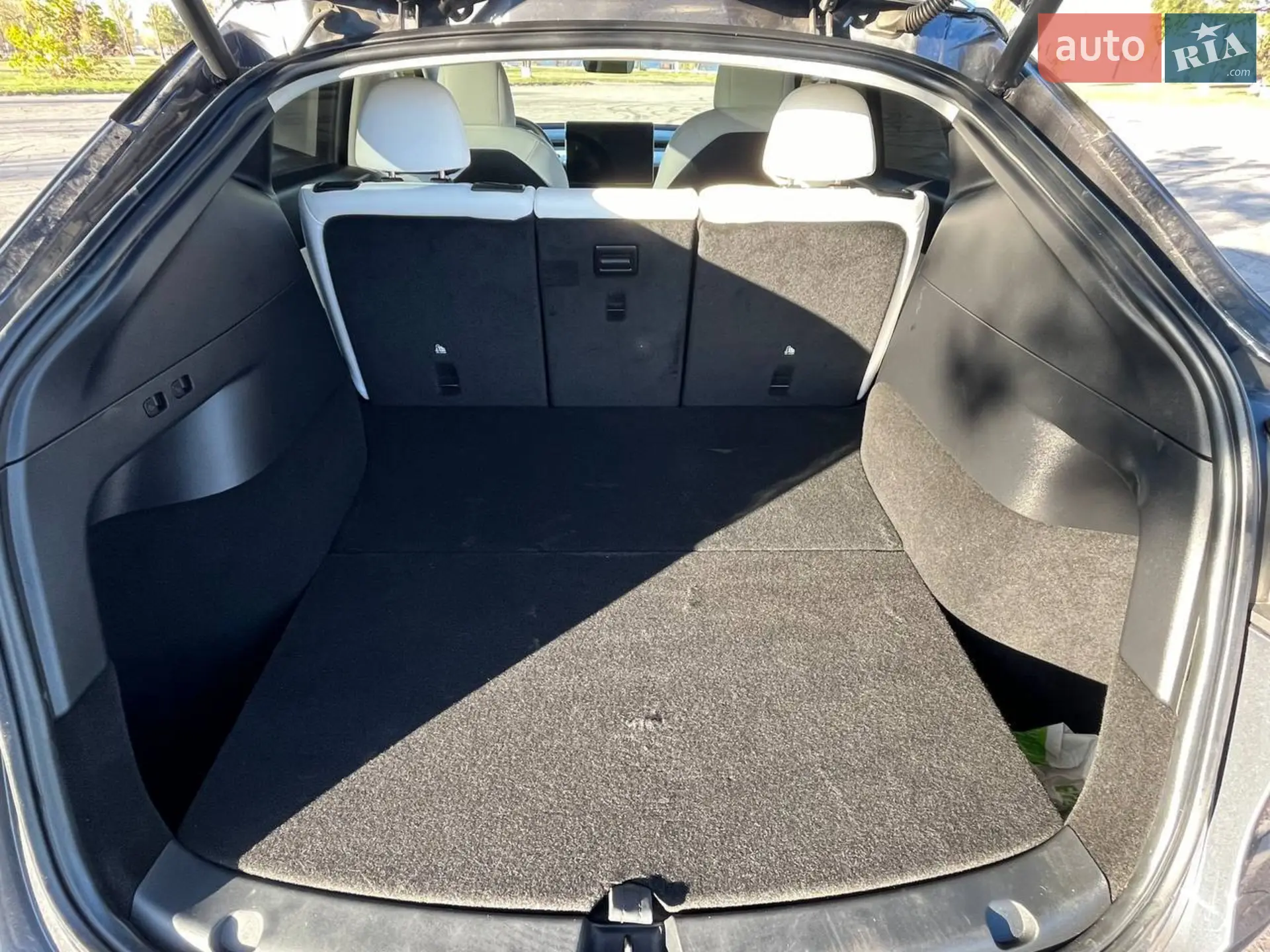 2022 Tesla Model Y - мініатюра 14