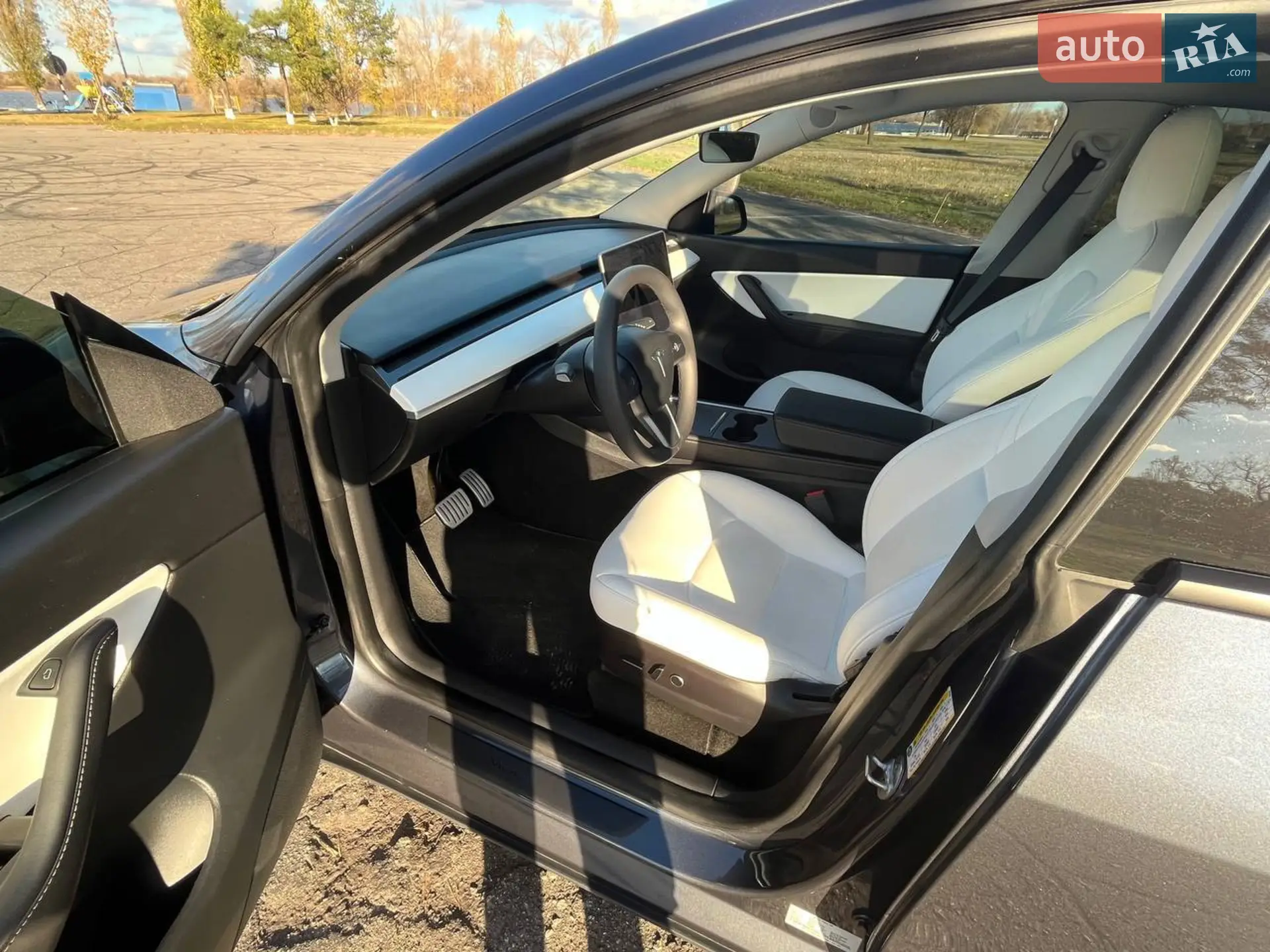 2022 Tesla Model Y - мініатюра 18