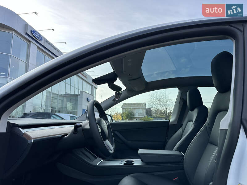 Внедорожник / Кроссовер Tesla Model Y 2022 в Житомире