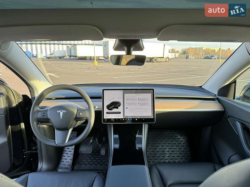 Внедорожник / Кроссовер Tesla Model Y 2020 в Ровно