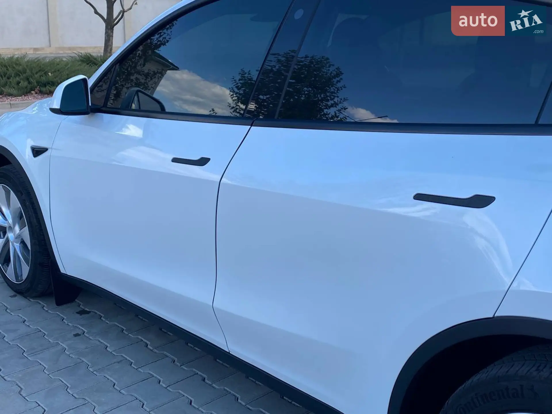 2022 Tesla Model Y - мініатюра 4