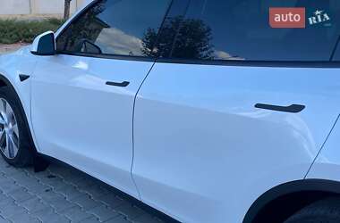 Внедорожник / Кроссовер Tesla Model Y 2022 в 