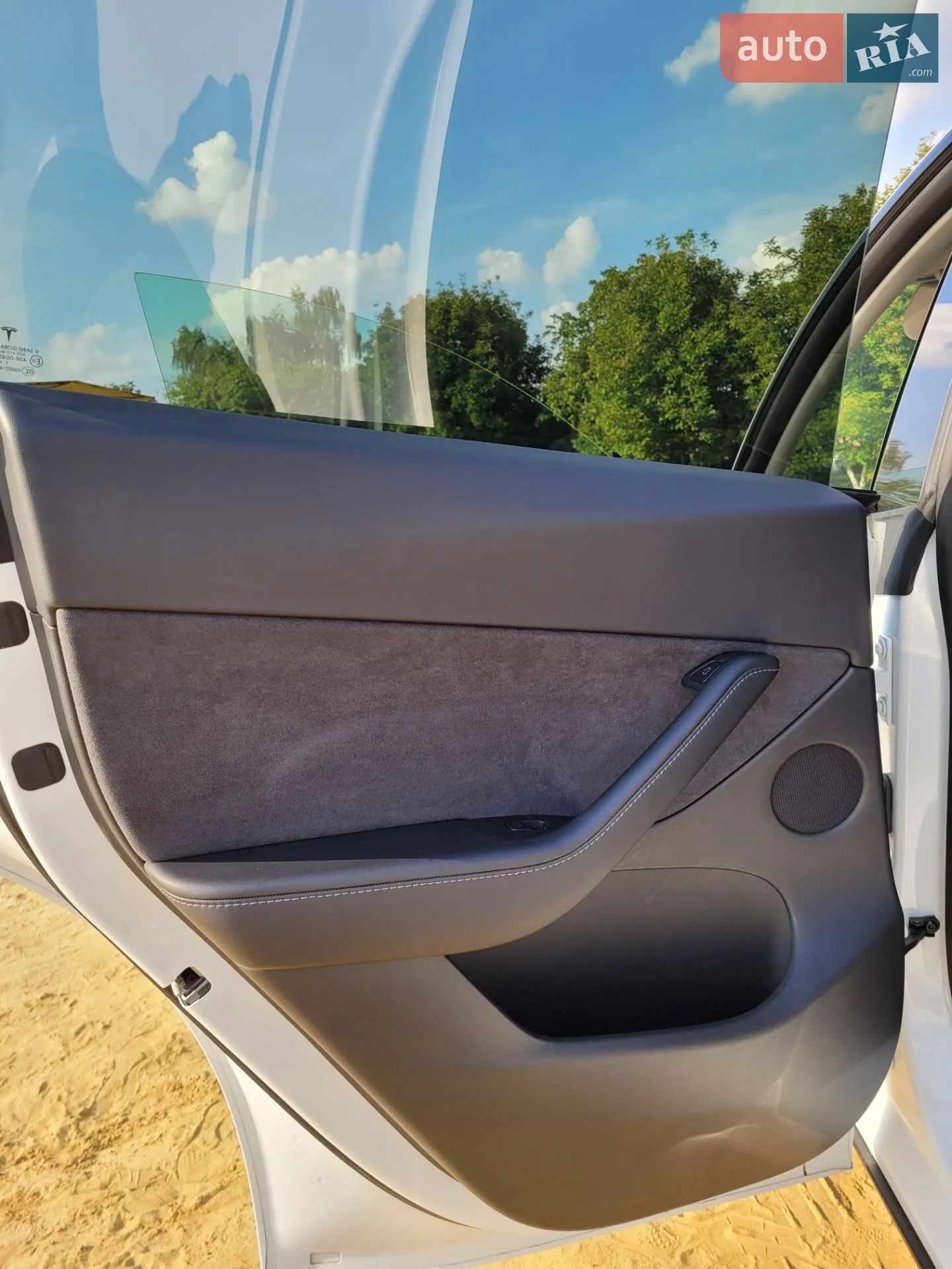 2021 Tesla Model Y - мініатюра 14