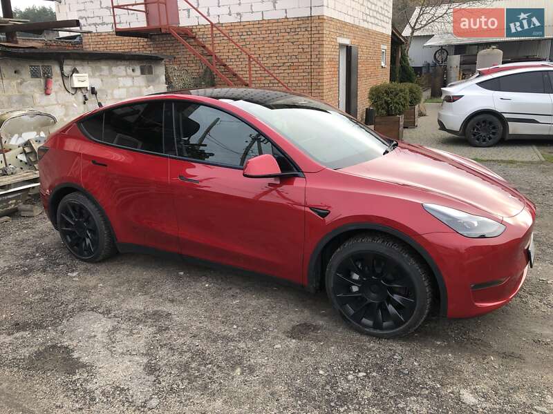 Внедорожник / Кроссовер Tesla Model Y 2021 в Белой Церкви