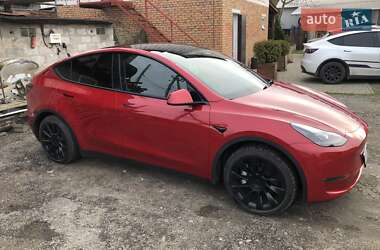 Внедорожник / Кроссовер Tesla Model Y 2021 в 
