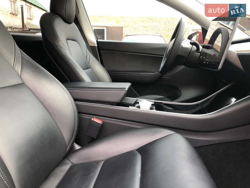 Внедорожник / Кроссовер Tesla Model Y 2021 в Белой Церкви