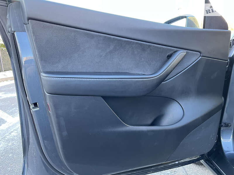Внедорожник / Кроссовер Tesla Model Y 2020 в Харькове фото 38 Внедорожник / Кроссовер Tesla Model Y 2020 в Харькове