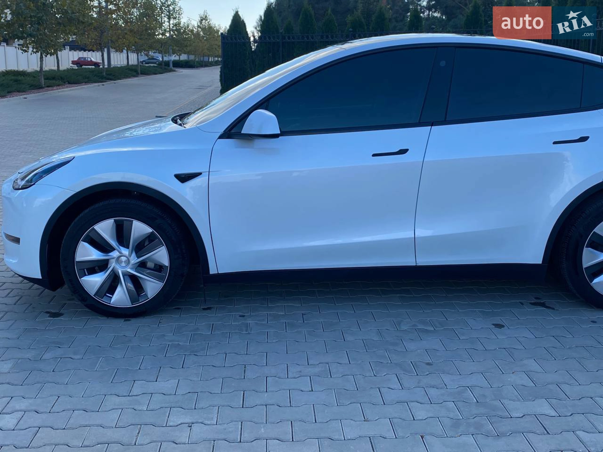 2022 Tesla Model Y - мініатюра 11