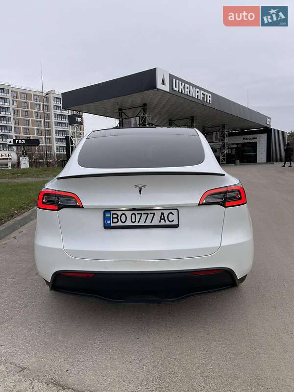 Позашляховик / Кросовер Tesla Model Y 2021 в Тернополі