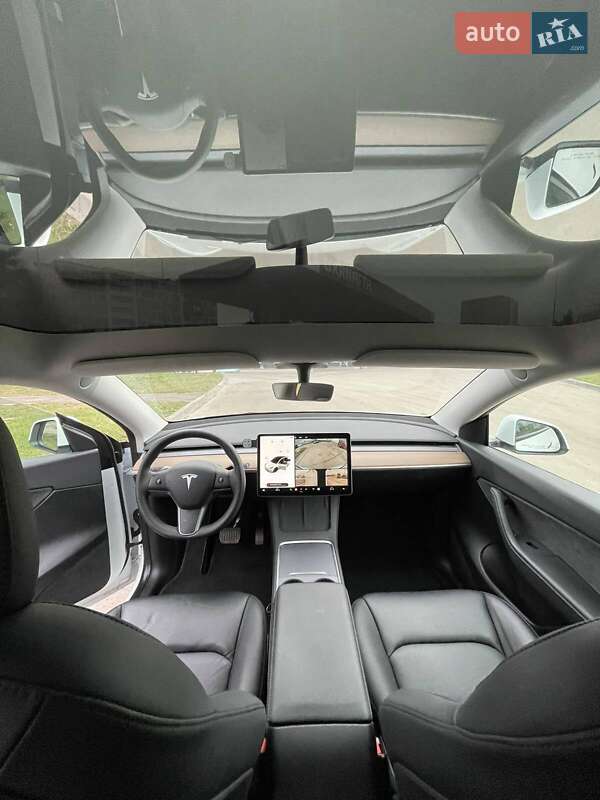 Внедорожник / Кроссовер Tesla Model Y 2021 в Тернополе