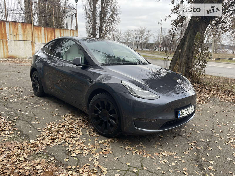 Tesla Model Y 2022