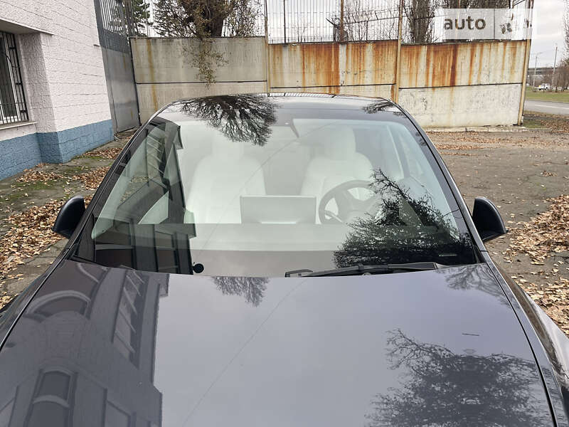 Внедорожник / Кроссовер Tesla Model Y 2022 в Днепре