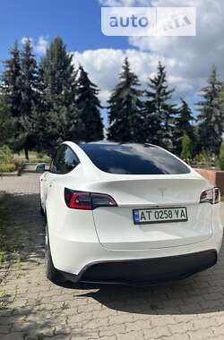 Внедорожник / Кроссовер Tesla Model Y 2021 в Ивано-Франковске