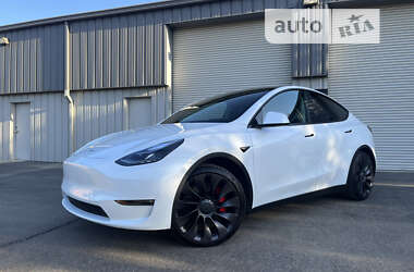 Tesla Model Y 2020