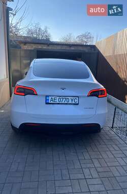 Внедорожник / Кроссовер Tesla Model Y 2022 в 