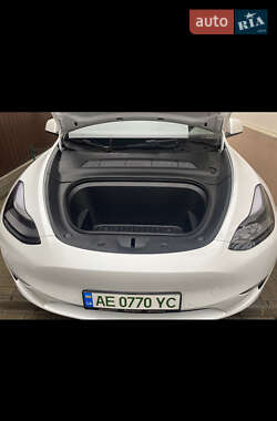 Внедорожник / Кроссовер Tesla Model Y 2022 в 