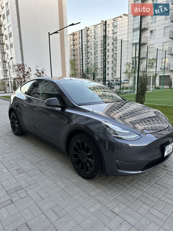Внедорожник / Кроссовер Tesla Model Y 2021 в Днепре