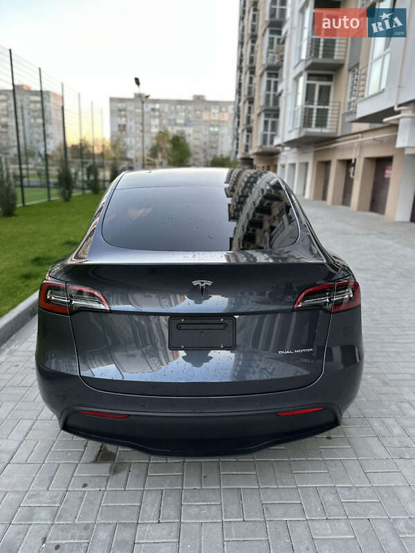 Внедорожник / Кроссовер Tesla Model Y 2021 в Днепре