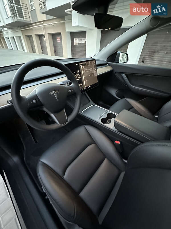 Внедорожник / Кроссовер Tesla Model Y 2021 в Днепре