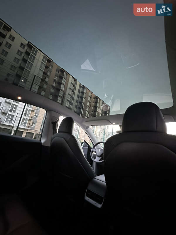 Внедорожник / Кроссовер Tesla Model Y 2021 в Днепре