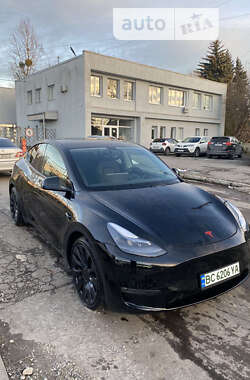Tesla Model Y 2022 Tesla Model Y 2022