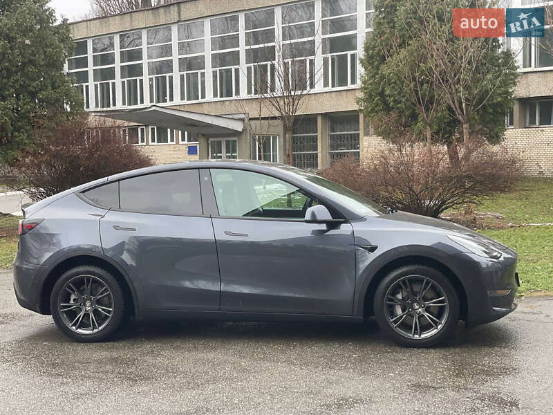 Внедорожник / Кроссовер Tesla Model Y 2021 в Киеве фото 5 Внедорожник / Кроссовер Tesla Model Y 2021 в Киеве
