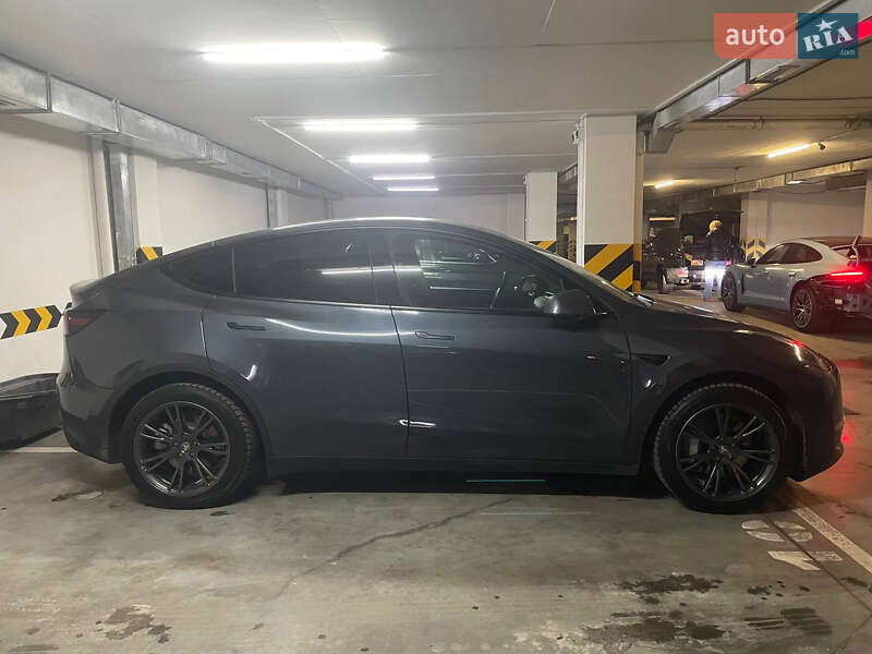 Внедорожник / Кроссовер Tesla Model Y 2021 в Киеве фото 25 Внедорожник / Кроссовер Tesla Model Y 2021 в Киеве