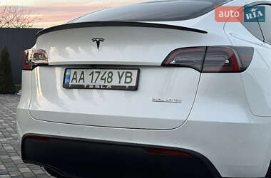 Внедорожник / Кроссовер Tesla Model Y 2022 в Киеве