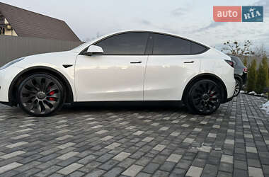 Внедорожник / Кроссовер Tesla Model Y 2022 в Киеве