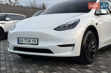 Внедорожник / Кроссовер Tesla Model Y 2022 в Киеве