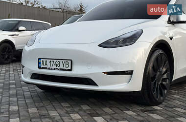 Внедорожник / Кроссовер Tesla Model Y 2022 в Киеве