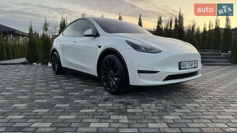 Позашляховик / Кросовер Tesla Model Y 2022 в Києві