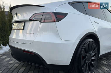 Внедорожник / Кроссовер Tesla Model Y 2022 в Киеве