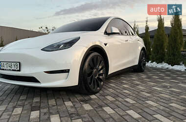 Внедорожник / Кроссовер Tesla Model Y 2022 в Киеве