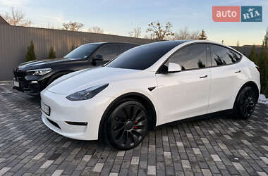 Внедорожник / Кроссовер Tesla Model Y 2022 в Киеве