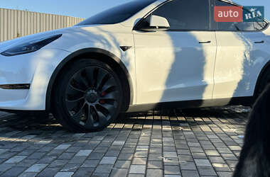 Внедорожник / Кроссовер Tesla Model Y 2022 в Киеве