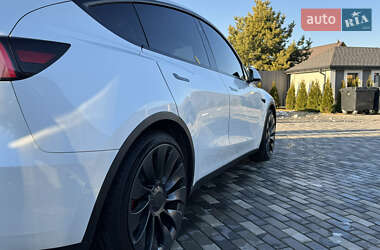 Внедорожник / Кроссовер Tesla Model Y 2022 в Киеве