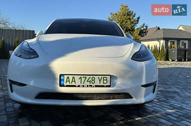 Внедорожник / Кроссовер Tesla Model Y 2022 в Киеве