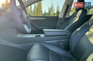 Внедорожник / Кроссовер Tesla Model Y 2022 в Киеве
