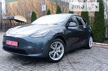 Внедорожник / Кроссовер Tesla Model Y 2021 в Ровно