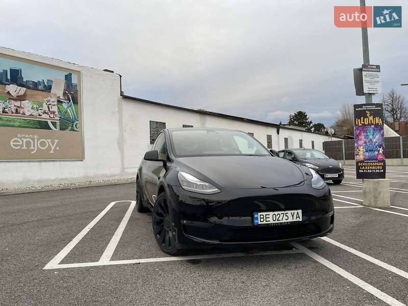 Внедорожник / Кроссовер Tesla Model Y 2022 в Николаеве