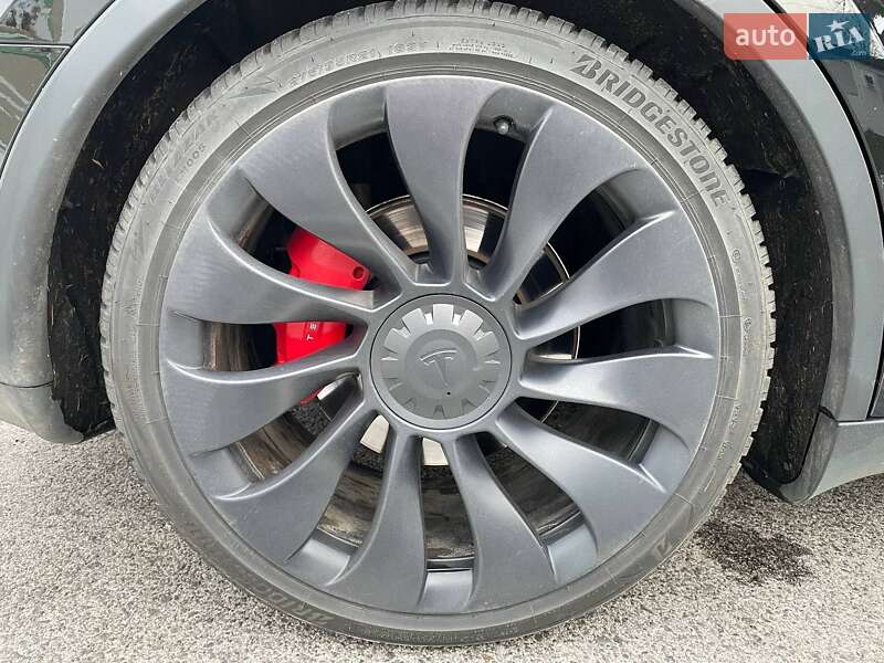 Внедорожник / Кроссовер Tesla Model Y 2022 в Николаеве