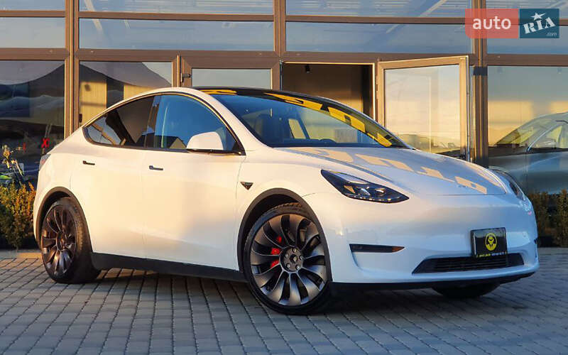 Tesla Model Y 2021