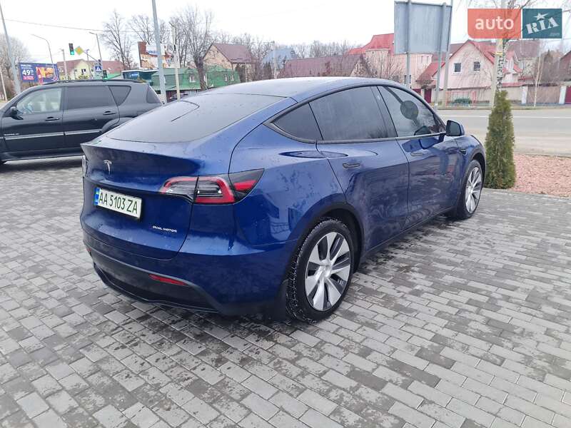 Внедорожник / Кроссовер Tesla Model Y 2021 в Киеве