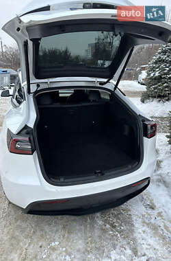 Внедорожник / Кроссовер Tesla Model Y 2021 в Харькове