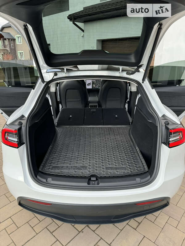 Внедорожник / Кроссовер Tesla Model Y 2023 в Ивано-Франковске фото 43 Внедорожник / Кроссовер Tesla Model Y 2023 в Ивано-Франковске