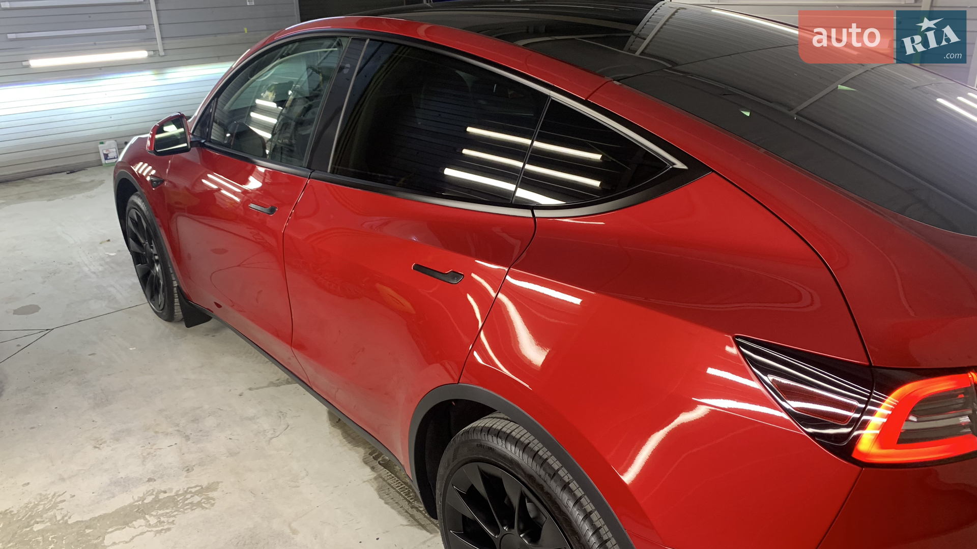 2023 Tesla Model Y - мініатюра 24