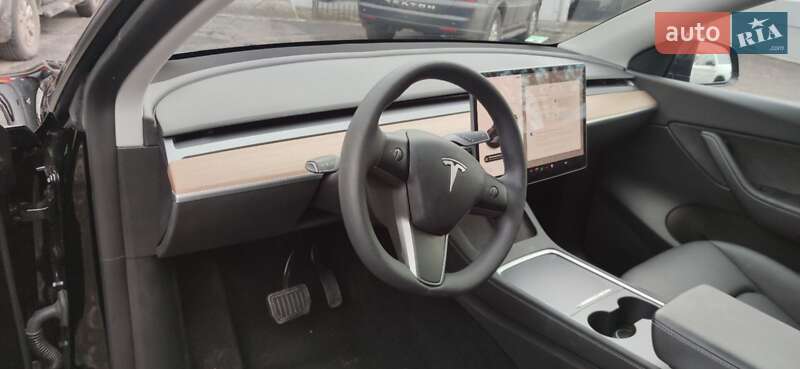 Внедорожник / Кроссовер Tesla Model Y 2022 в Одессе