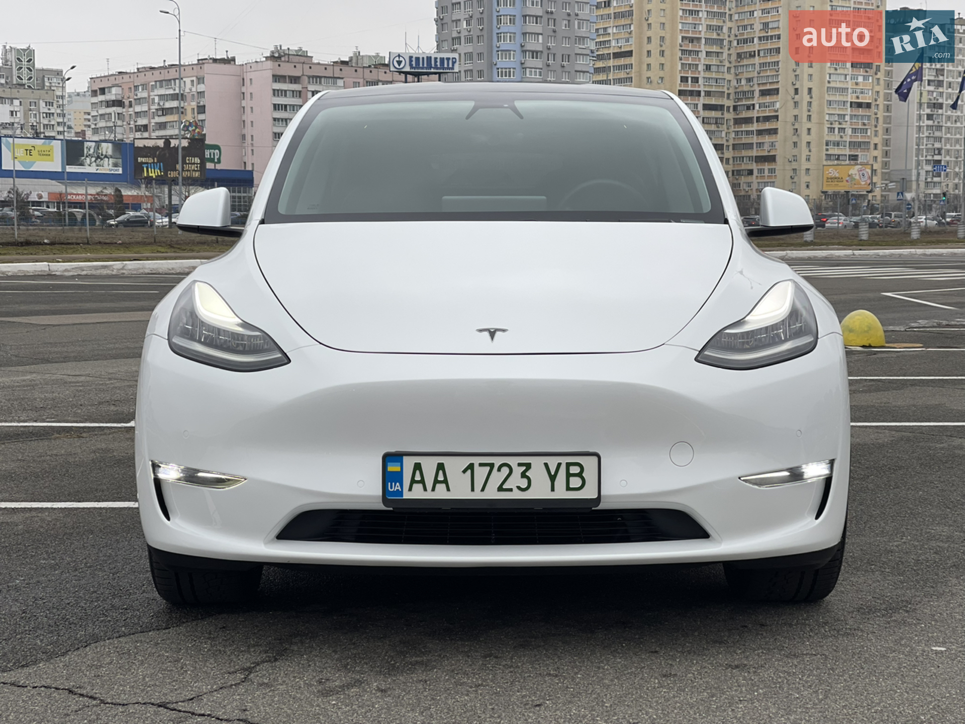 2020 Tesla Model Y - мініатюра 4