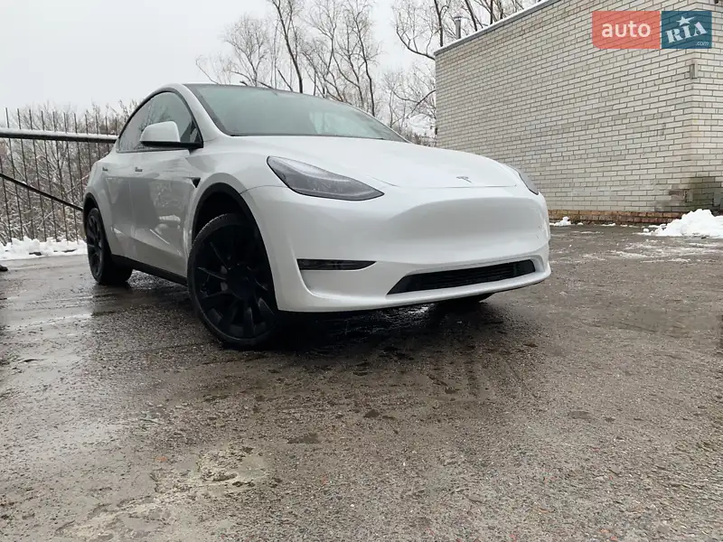 Внедорожник / Кроссовер Tesla Model Y 2022 в 